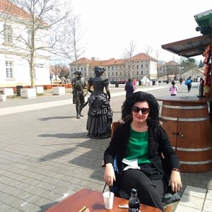 poza femeie singura
