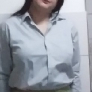 poza femeie singura