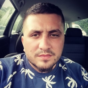 barbati singuri nr de telefon)