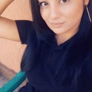 poza femeie singura