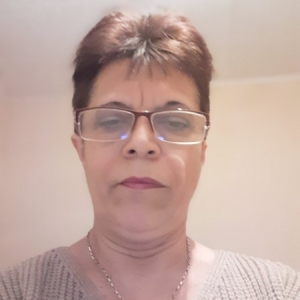poza femeie singura