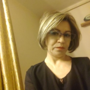 poza femeie singura