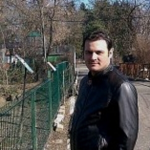 poza barbat singur