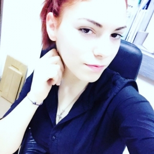 poza femeie singura