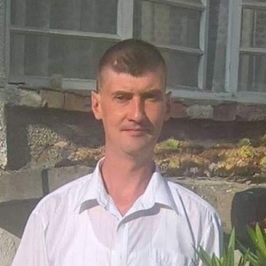 poza barbat singur