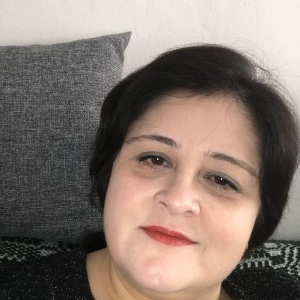 poza femeie singura