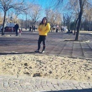poza femeie singura
