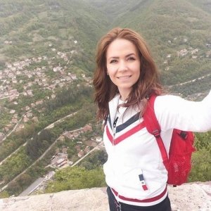 poza femeie singura